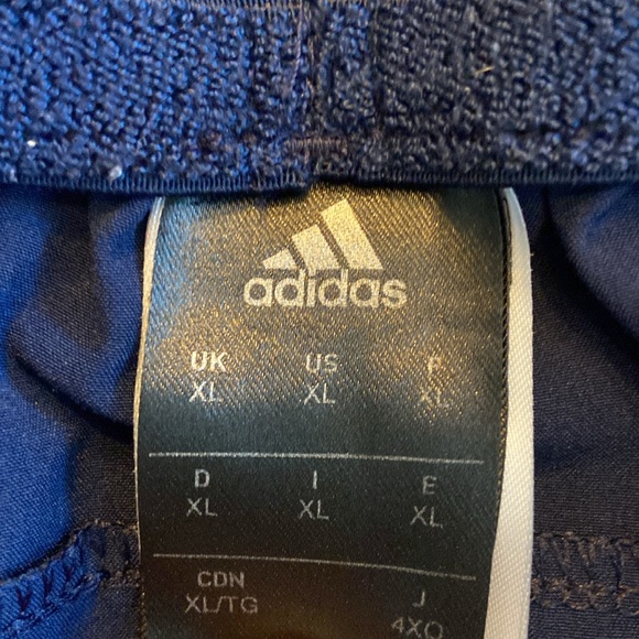 Adidas dri-fit shorts - Picture 3 of 3